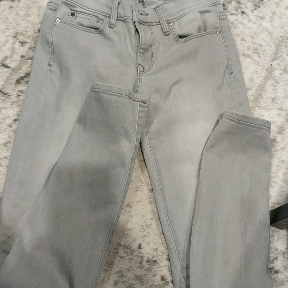 Light grey Gap legging jeans